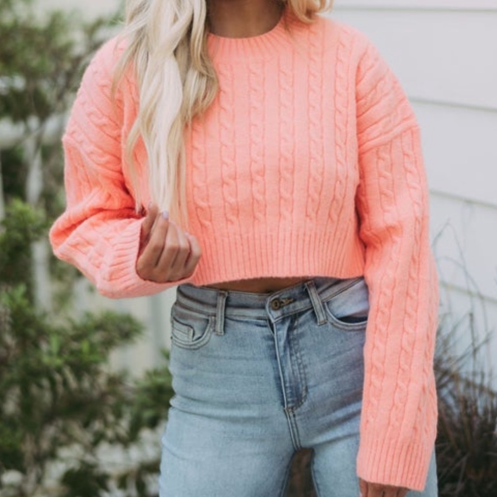 Never worn- cable knit cropped sweater
